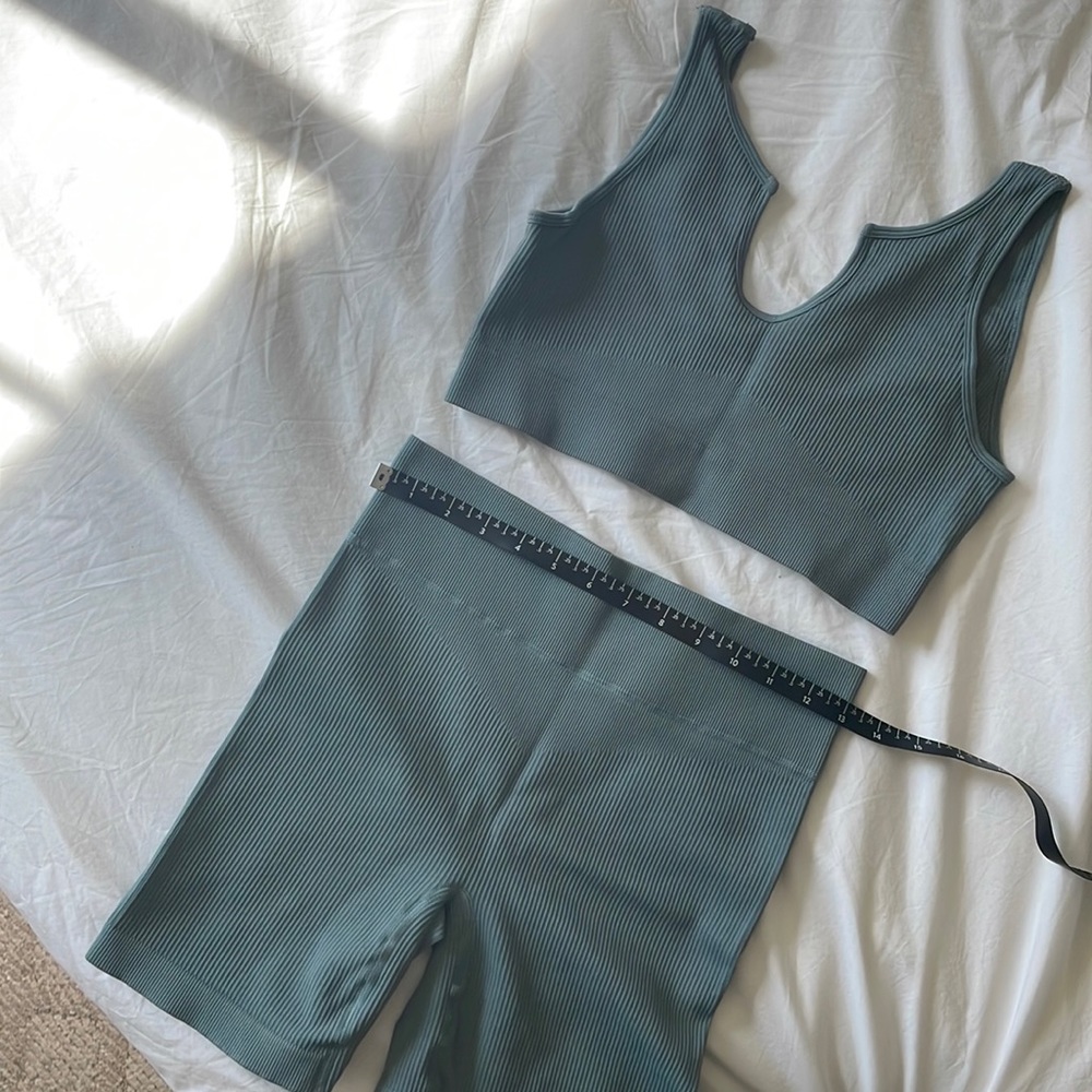 Blue green workout set